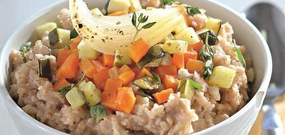 Овсяная каша с овощами