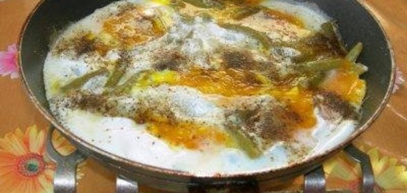 Яичница со стручковой фасолью