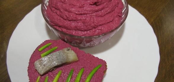 Свекольно - творожная масса на бутерброды