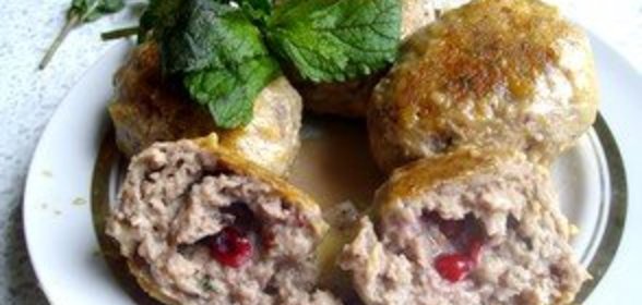 Котлеты с брусникой (мой вариант)