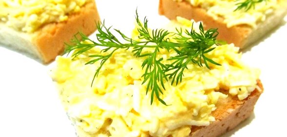 Бутерброд с вареным яйцом