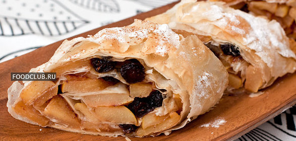 Рулет из теста фило с айвой