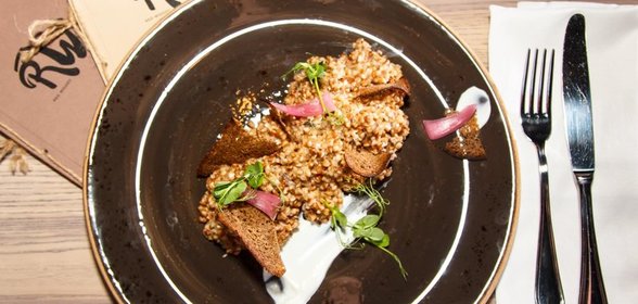 Сливочная гречка с говяжьим языком