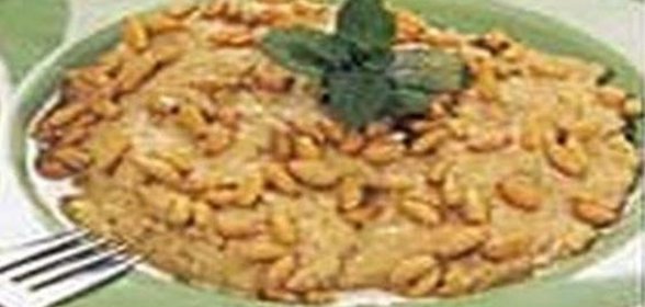 Хумус с кедровыми орешками
