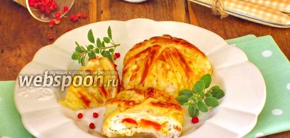 Куриные фрикадельки с начинкой в слоёном тесте