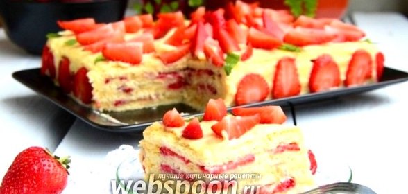 Песочный торт с клубникой