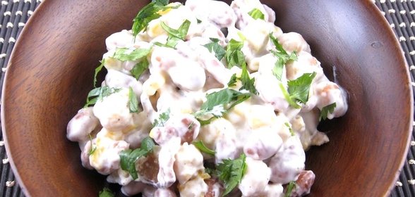 Салат с беконом и сыром