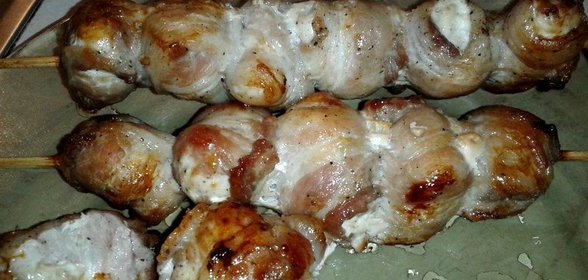 Куриные шашлычки с беконом