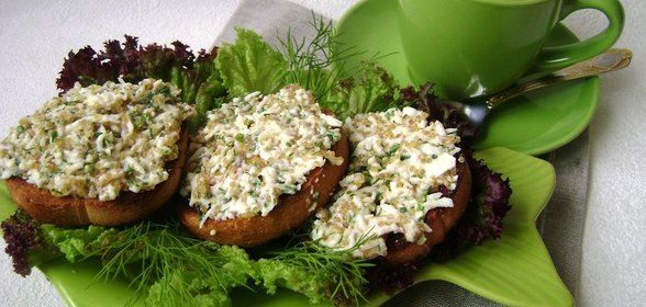 Паштет из омулевой икры к завтраку