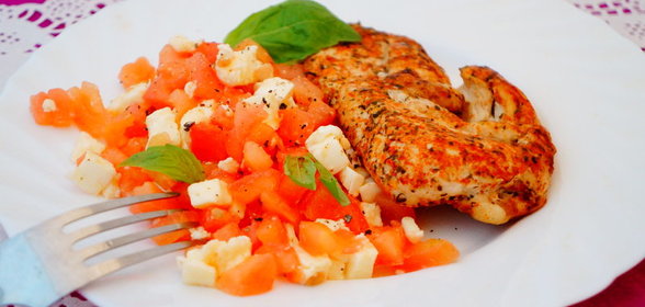 Куриная грудка по-итальянски а-ля Капрезе