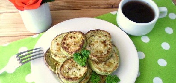 Жареные кабачки в мультиварке
