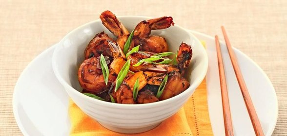 Креветки с чесноком