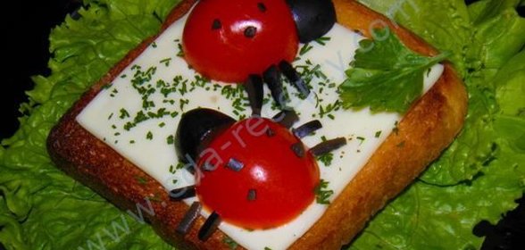 Детские бутерброды Божья коровка