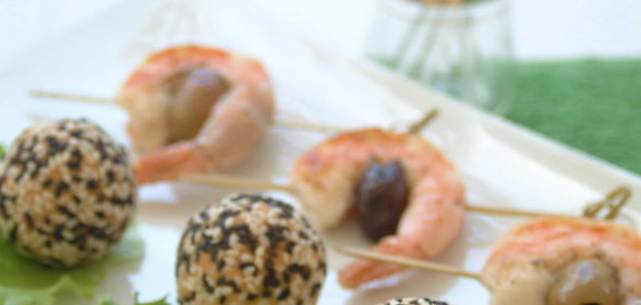 Паштет из нута с шашлычками из креветок