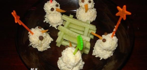 Закуска снеговики