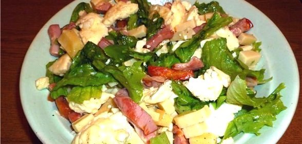 Салат с омлетом