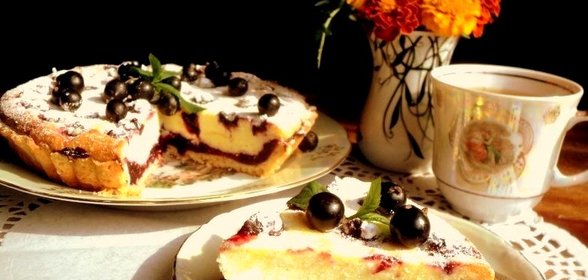 Тарт со смородиной