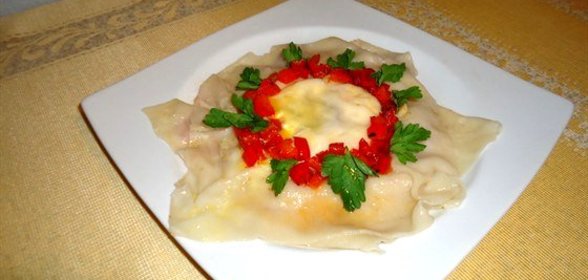 Равиоль с козьим сыром