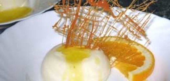 Паннакотта с сахарной решеткой