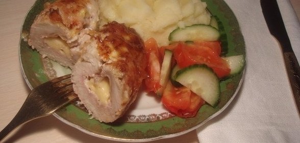 Запеченные рулетики из свинины с сыром