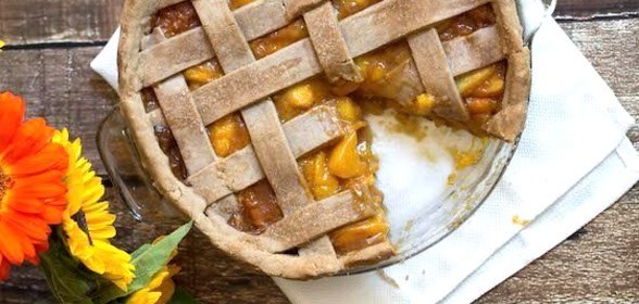 Пряный персиковый пирог