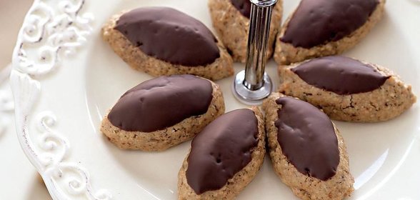 Мускатное ореховое печенье