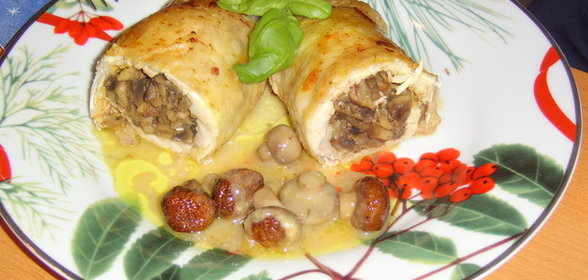 Куриные рулетики с грибной начинкой