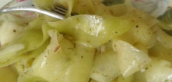 Маринованные кабачки с чесноком