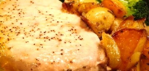 Отбивные с картошкой в духовке