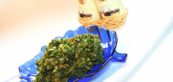 Закуска из шпината с грецкими орехами