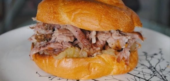 Шотландский сэндвич с запеченной свининой