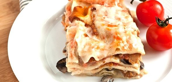 Лазанья с ветчиной и сыром