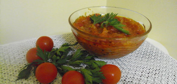 Чесночный соус с булкой