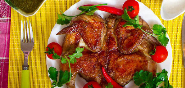 Отбивные из свинины, тушеные с яблоками и розмарином