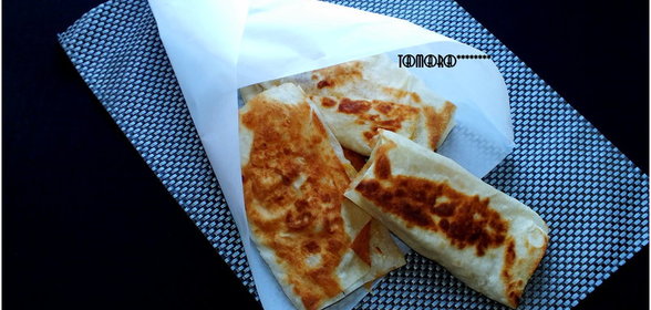 А-ля кесадилья с курицей и ананасом