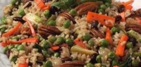 Итальянский салат с лапшой, ветчиной и сыром