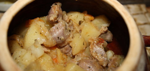 Жаркое в горшочках Домашнее