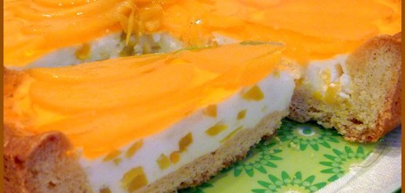 Торт освежающий,сливочно-йогуртовый с персиками