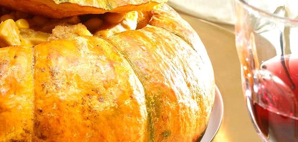 Тыква, фаршированная рубцом