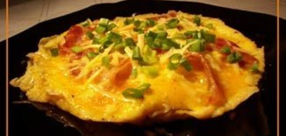 Поджаренное яйцо с беконом и сыром по-ирландски