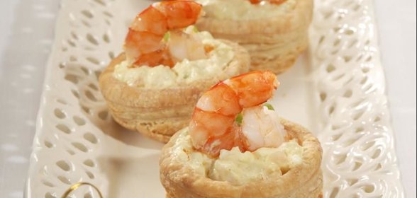 Волованы с креветками