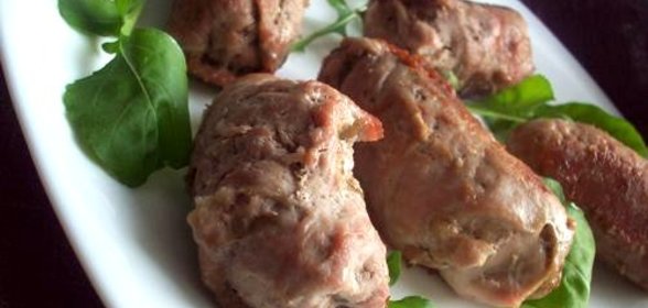 Свиные рулеты с сыром и грибами