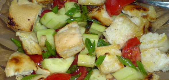 Хлебно-овощной салат