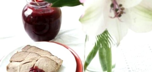 Брусничный соус