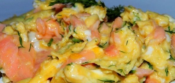 Яичница с семгой