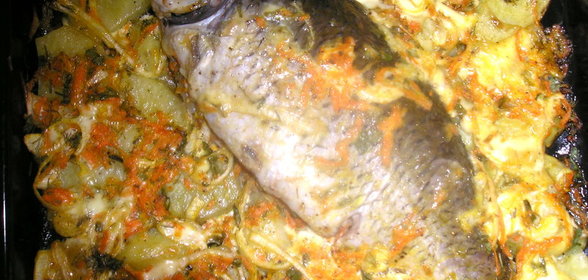 КАРП ЗАПЕЧЕНЫЙ С ОВОЩАМИ
