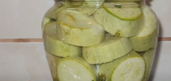 Кабачки консервированные. Способ 1