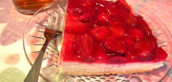Ягодный пирог на творожном тесте