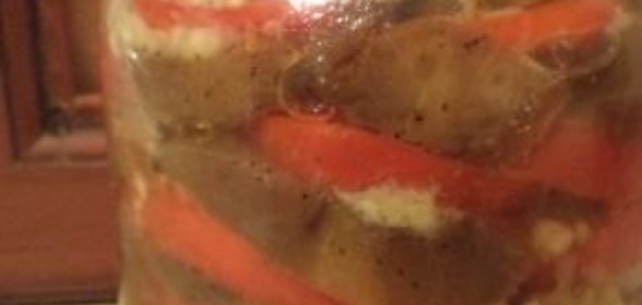 Томатный соус с грибами и овощами