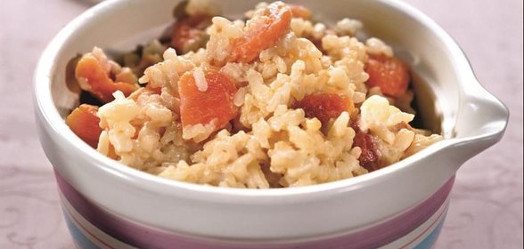 Рисовая каша с курагой и апельсиновым соком